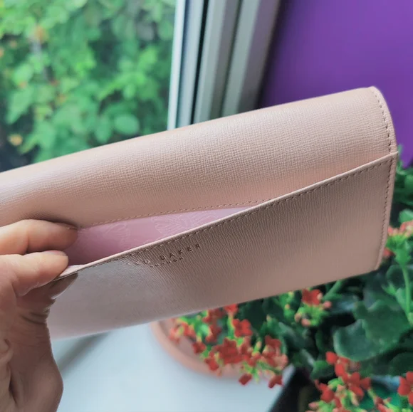 Ted Baker Leather Pale Pink Bow Matinee Purse New - Picture 12 of 13